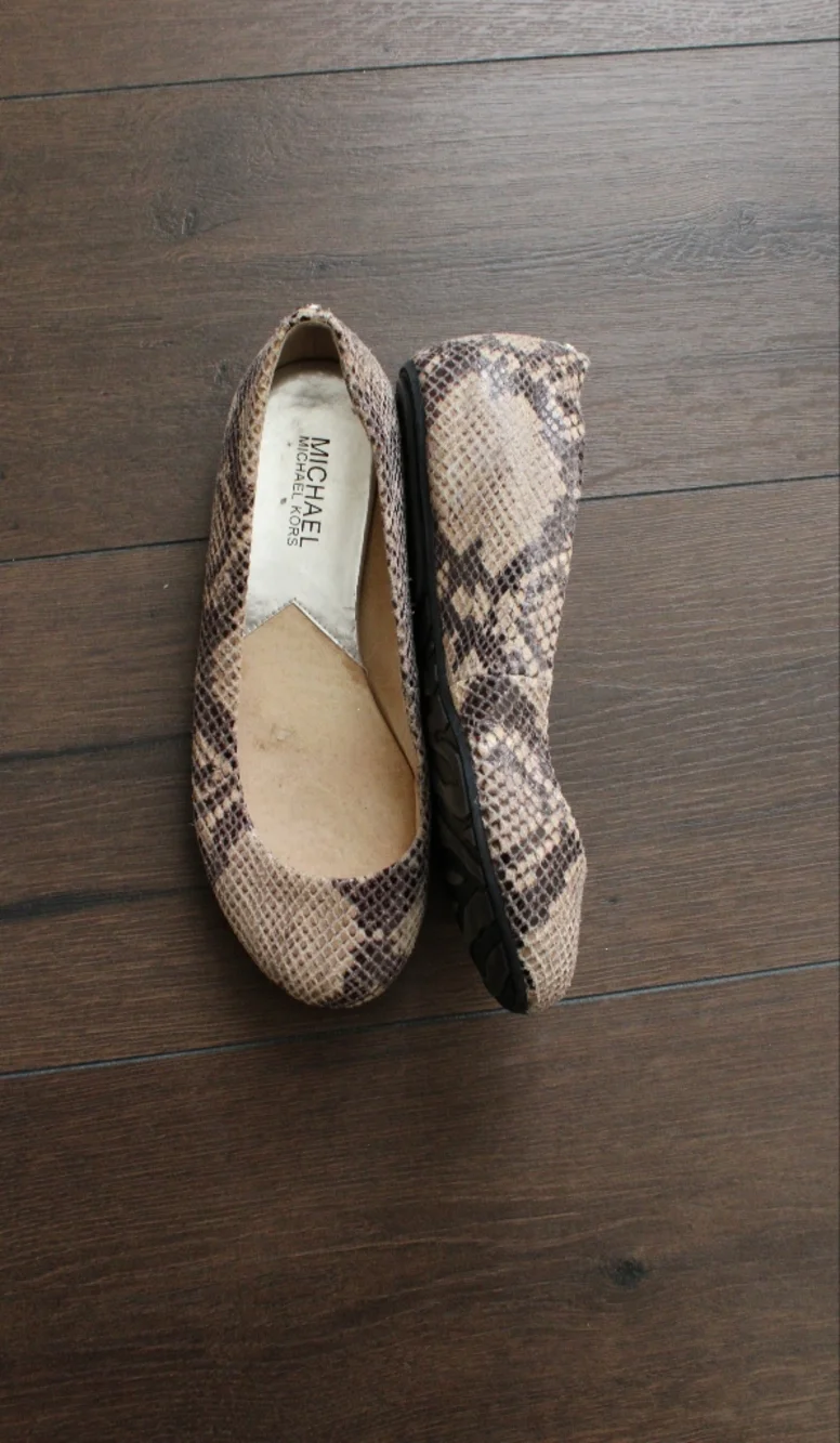 MICHAEL Michael Kors Beige‎ Snake-Print Ballet Flats